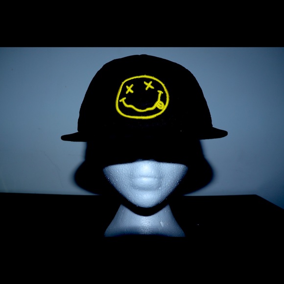 NIRVANA Other - Nirvana Vintage SnapBack-Uni cap